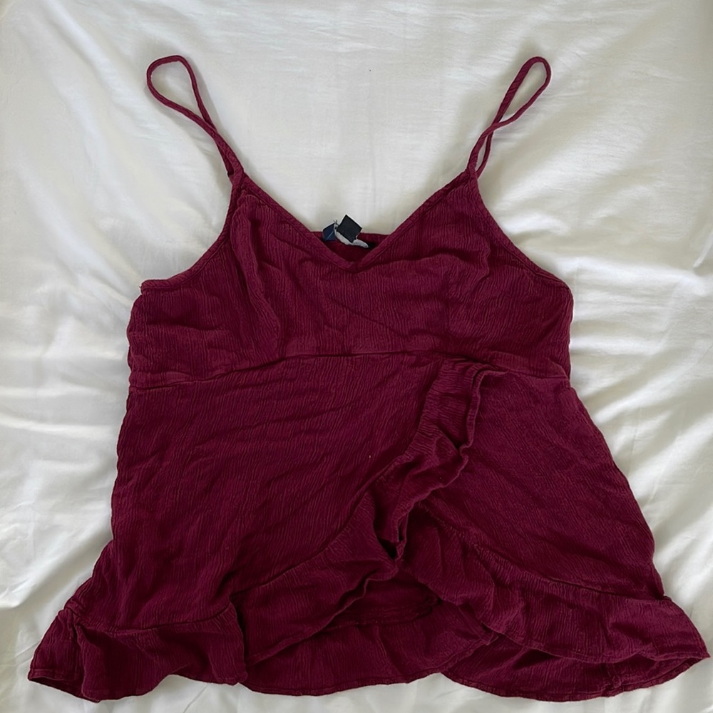 American Eagle purple flow crop top